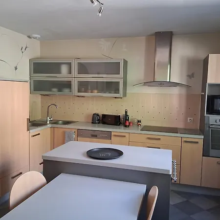 Grand 80 M2 Centre Lumineux