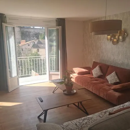 Grand Appartement 80 M2 Centre Ville Avec Balcon Apartman *
